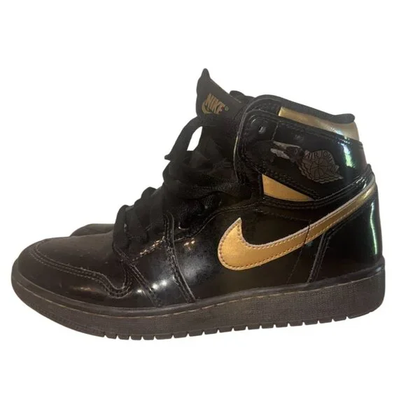 Nike Air Jordan 1 Mid Black & Gold Sneakers Size 5Y Pre-Owned - Picture 3 of 7